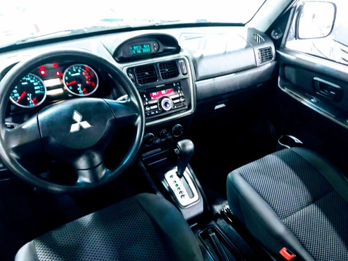 Imagem 7 de 12 de Tr4 2.0 - Flex - 2012 - 4x2 - Automático + 4 Pneus Zero