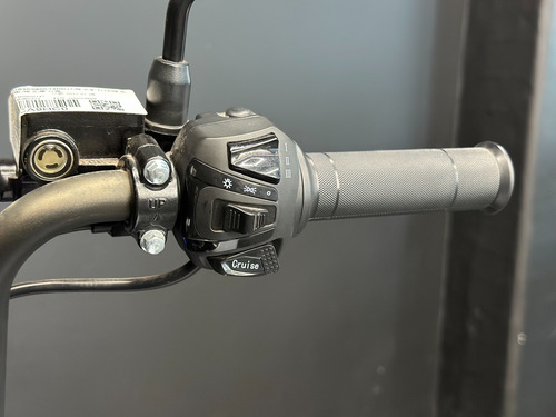Moto Eléctrica Miku Max Sunra 800w