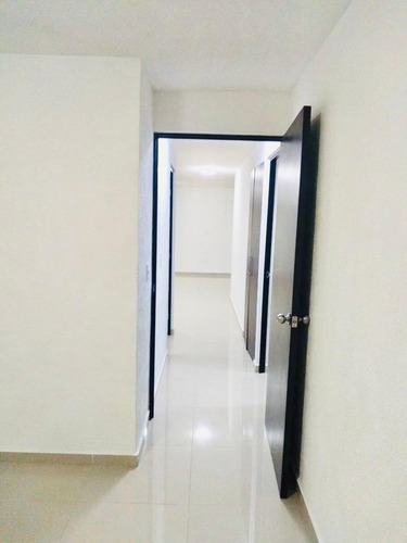 Gran Oportunidad Departamento En Venta Super Amplio En Excelentes Condiciones A 10 Min De Mundo, 5 Min De Periferico Nes
