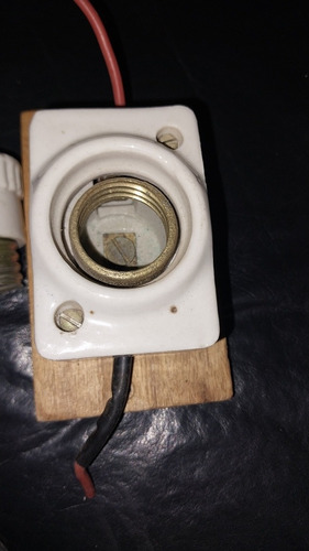 Antiguo Tapon Fusible De Luz De Porcelana