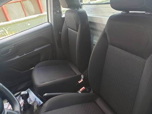 Imagem 11 de 14 de Fiat Strada Endurance Cs 1.4 Flex 2021