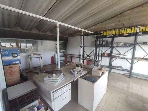 Galpón En Venta En Zona Industrial De Cagua. Aragua