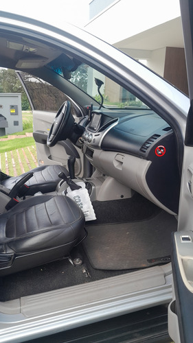 Mitsubishi L200 3.2 Triton Hpe Cab. Dupla 4x4 Aut. 4p