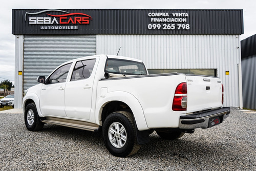 Toyota Hilux 2.7 Cd Srv Vvti 4x2