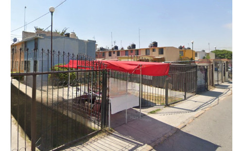 Casa En Venta, Recuperación Bancaria, Col. Portal Ojo De Agua, Tecamac, Estado De Mexico. Laab2