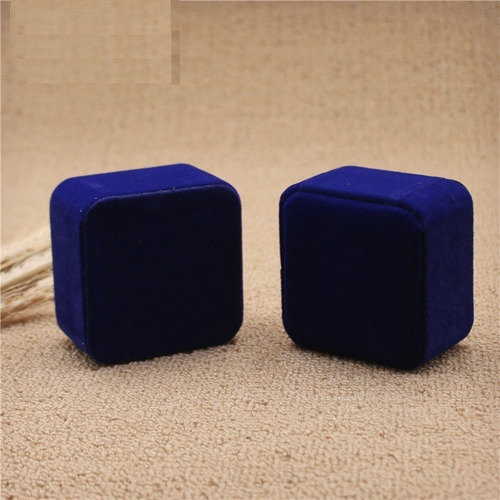 Imagen 4 de 6 de Set 2 Cajas De Terciopelo Anillo Aros Joyas Azul 7x7x4cm