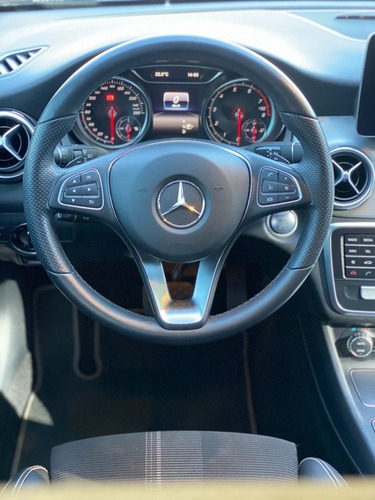 Imagem 11 de 14 de Mercedes Benz Gla 200 Advance