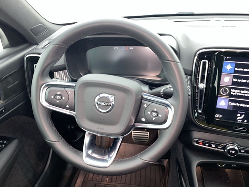 Imagen 20 de 25 de Volvo Xc 40 B5 2.0 2022