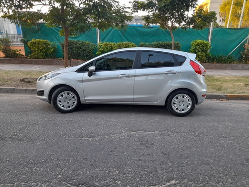 Ford Fiesta Kinetic Design 1.6 S 120cv 2016 C/gnc