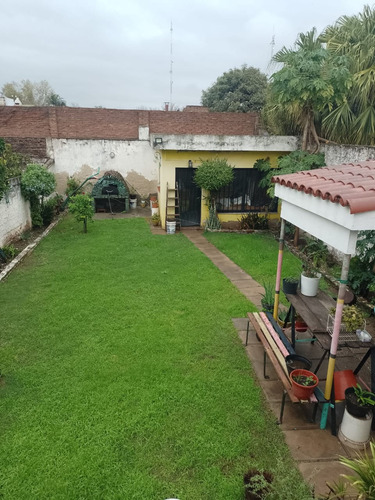 Venta Casa 3 Dormitorios Parque Y Cochera Bº. Cura