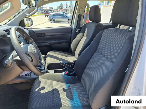 Imagen 12 de 18 de Toyota Hilux 4x4 Diesel Dx 2.4 2021 Impecable! - Autoland