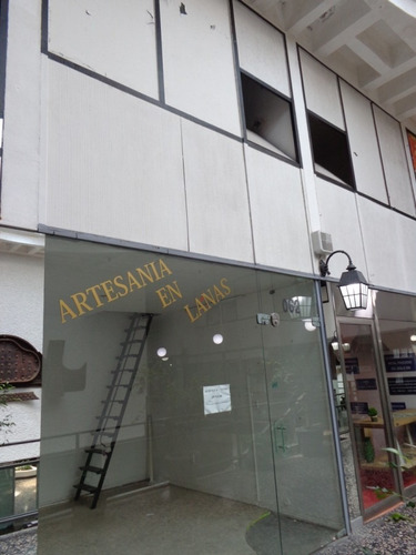Punta Del Este Local Comercial En Av Gorlero- Ref: 4371