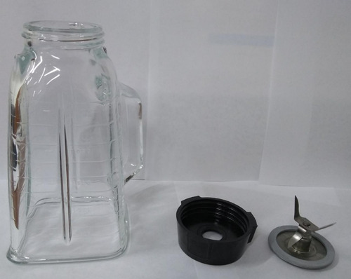 Imagen 4 de 8 de Vaso En Plastico Licuadora Oster+ Cuchilla+ Tapa+ Base Rosca