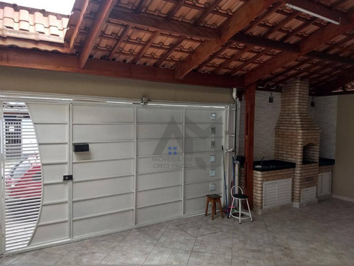 Sobrado Com 2 Dormitórios Sendo 2 Suítes Com Guarda-roupas, 3 Banheiros, 2 Vagas De Garagem Coberta, Armários Na Cozinha - R$ 430.000,00 - So0162