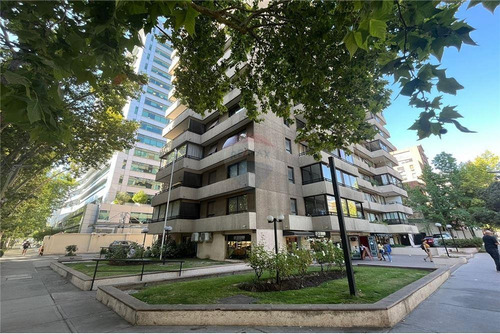 Imagen 1 de 13 de Venta Depto. Metro El Golf 1d-1b-e Y B