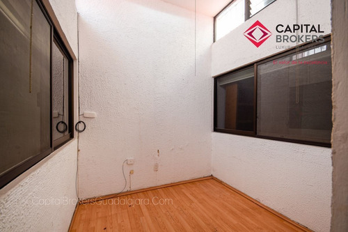Imagen 28 de 30 de Casa En Venta En Providencia De Oportunidad
