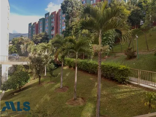 Apartamento Con Excelente Ubicación(mls#246100)