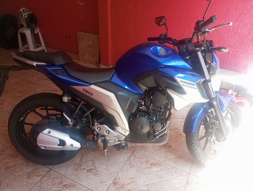 Moto Apenas Para Ir E Voltar Do Trabalho