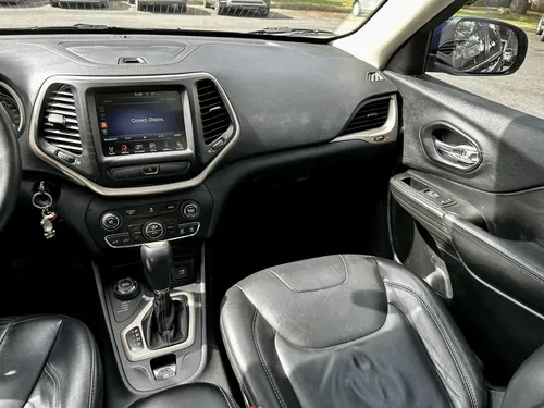 Jeep Cherokee 3.2 Longitude