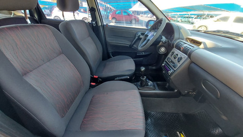 Chevrolet Corsa 1.6 Classic Super Pkele