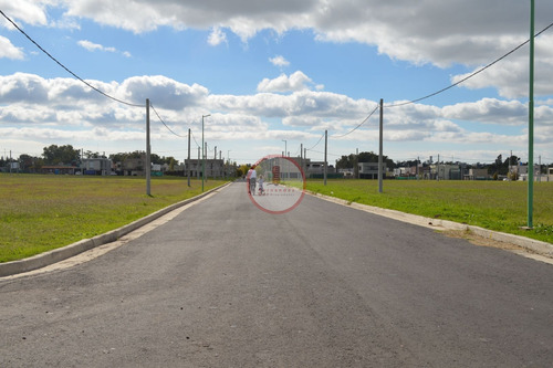 Imagen 2 de 6 de Local En Venta Ubicado En Manuel B Gonnet, La Plata