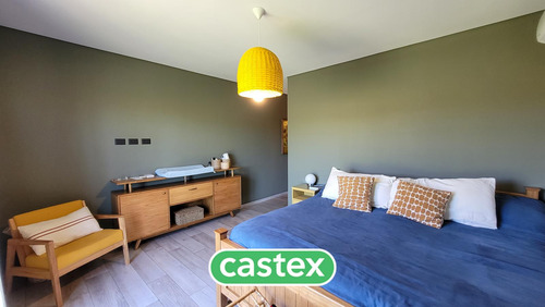 Casa De 3 Dormitorios En Venta En Barrio Ceibos, Puertos, Escobar