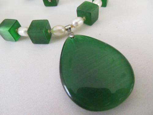 Conjunto Colar Com As Pedras E Perolas Naturais