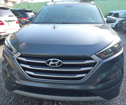 Hyundai  Tucson 1.6 Turbo Americana 2018 4wd Touch To Start