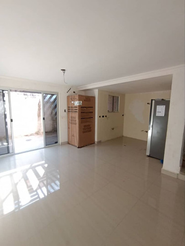 Townhouse En Villa La Fontana San Diego Socc
