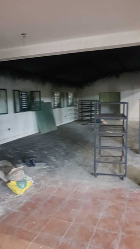 Imagen 5 de 10 de Galpón De 600m2 Ruta Villa Allende Mendiolaza!!! 1500m2 Terreno