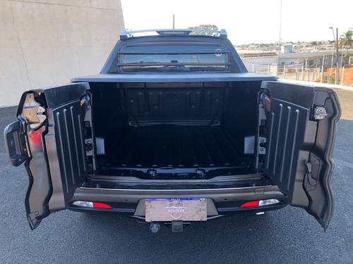 Imagem 7 de 10 de Fiat Toro Volcano 2.0 Preto 2018