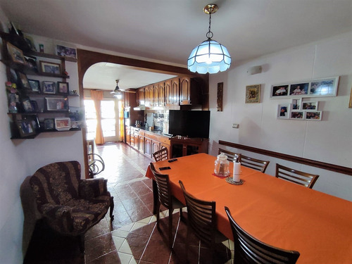 Imagen 5 de 23 de Casa En Venta - B° Las Palmas