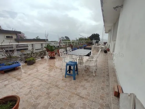 Casa En Venta Los Pomelos