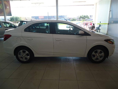Imagem 6 de 9 de Chevrolet Prisma 1.4 Mpfi Lt 8v Flex 4p Manual