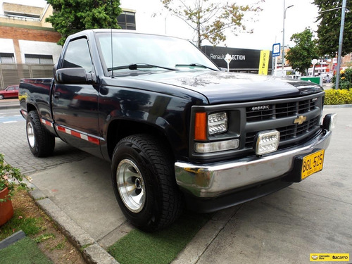 Imagen 3 de 14 de Chevrolet Cheyenne 4x2 5.7cc Mt