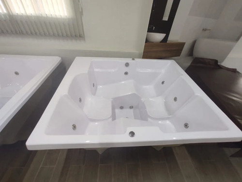 Spa Corcovado 1.90 X 1.60 Com Aquecedor + Cromoterapia