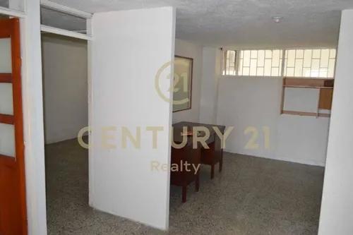 Local Comercial Con Deposito