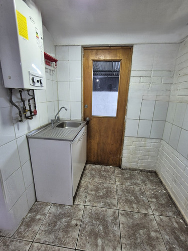 Casa Iluminada Y Cómoda .3d.1b.1e Y Amplio Patio.