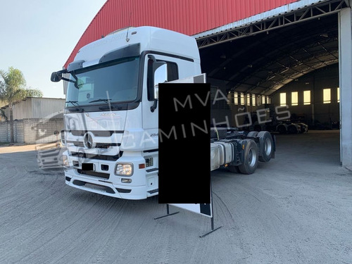 Imagem 2 de 14 de Mercedes Actros 2546 6x2t
