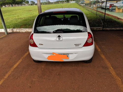 Renault Clio 2011 1.0 16v Campus Hi-flex 5p
