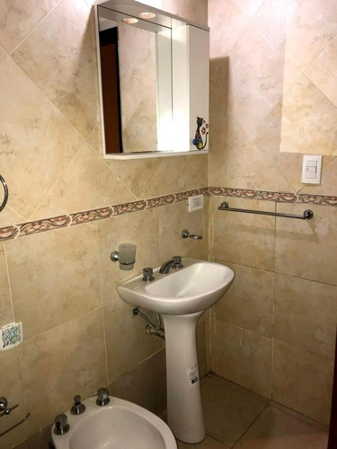 Imagen 6 de 11 de Dúplex En Venta En Pilar