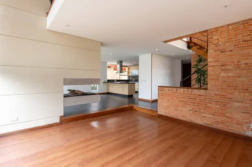 Casa En Arriendo/venta En Barrio Fonqueta. Cod V22109