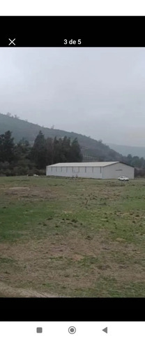 Se Vende Gran Terreno Con Un Gran Galpón