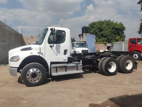 Freightliner M2 2011 54k Quinta Rueda