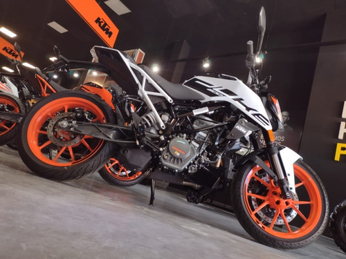 Imagen 7 de 25 de Ktm Duke 200 Neg 0km 2023 Automoto Lanús