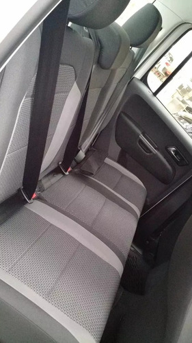 Imagen 15 de 25 de Volkswagen Amarok Comfortline 4x2 At 180cv 2.0tdi 2023 0km 7