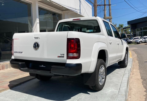 Imagen 4 de 15 de Volkswagen Amarok D/cabina V-6 Comfortline 4x4 0km My2023