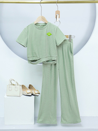 Conjunto De Camisetas Y Pantalones A Rayas De 2 Piezas Para
