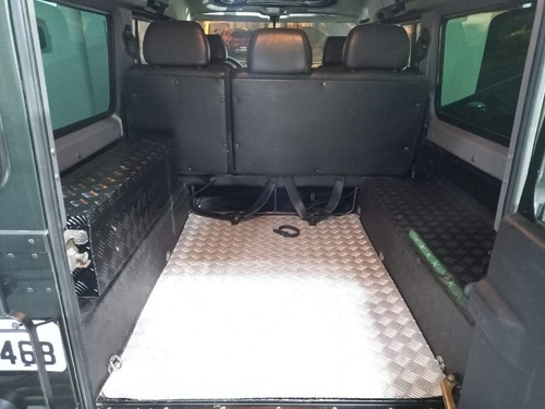 Land Rover Defender 110 Stander