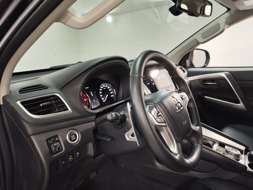 Mitsubishi Pajero Sport 2.4 16V MIVEC TURBO DIESEL HPE-S AWD AUTOMÁTICO